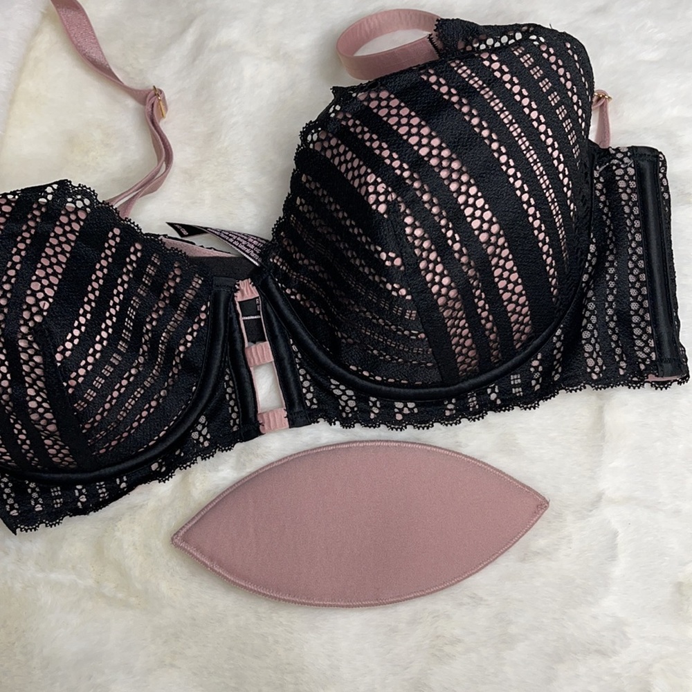 Victoria Secret Bra black Lace and Pink Rose - Picture 4 of 11